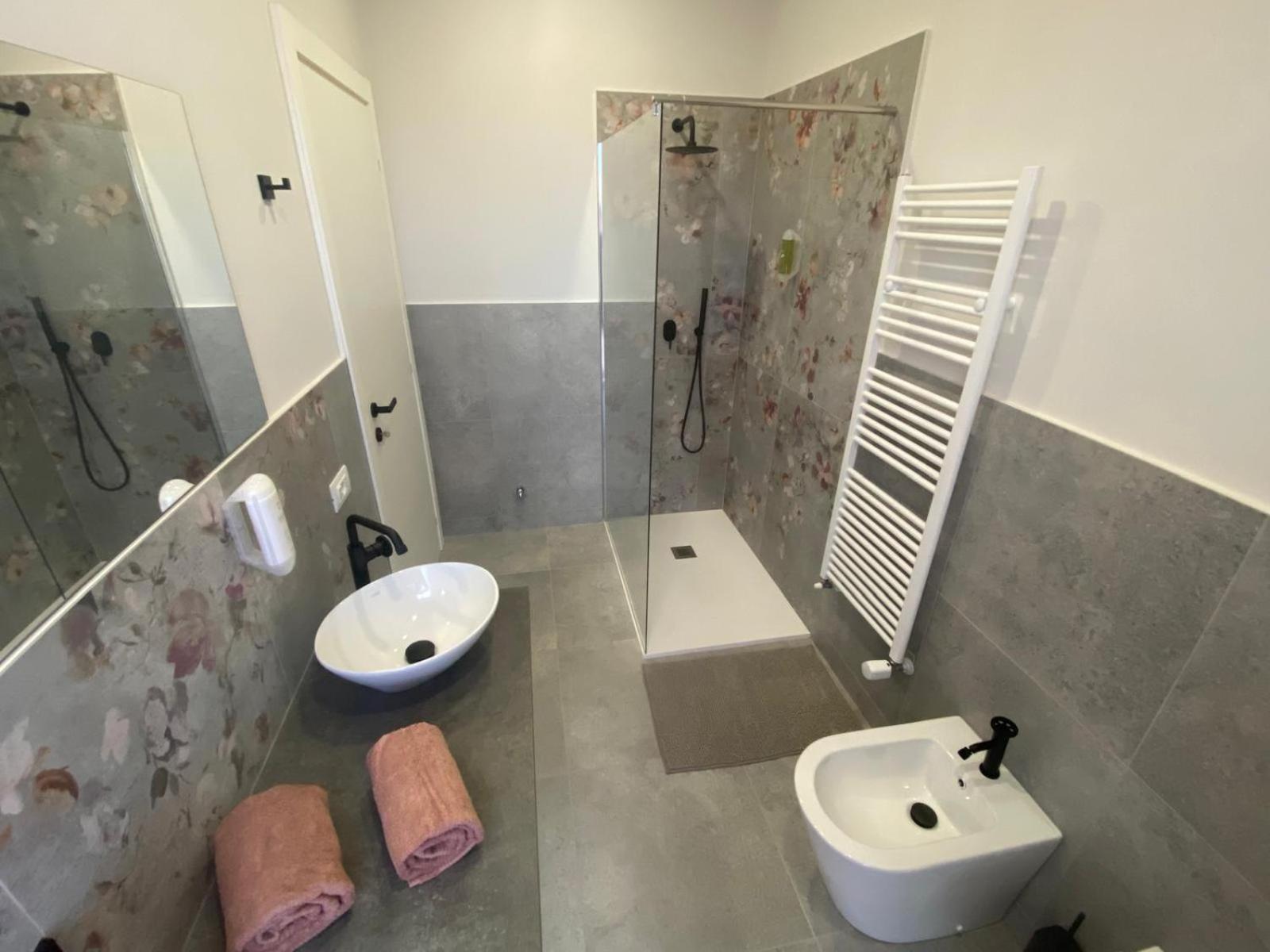 Inn Alba Bagian luar foto